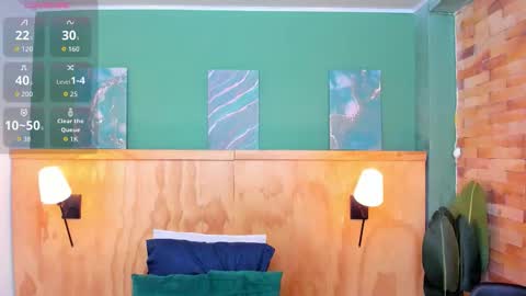 Snapshot of halleylorens chatting on February 28, 2026, 12:06 pm Halley Lorens online show from February 28, 2026, 12:06 pm