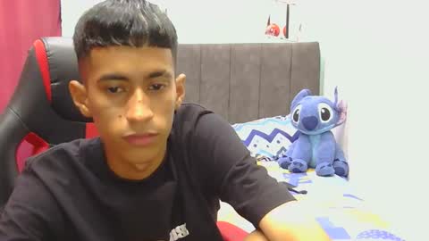 hamcummboy20 online show from May 15, 2026, 11:23 pm