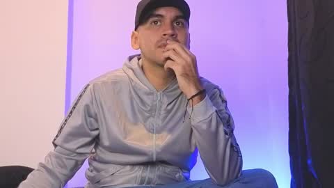 hamiltong12 online show from January 8, 2026, 3:09 am