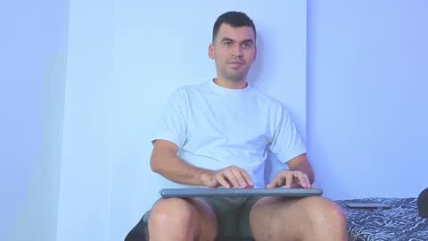 hamiltong12 online show from January 17, 2026, 8:45 pm