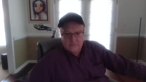 Snapshot of han63 chatting on December 13, 2024, 3:32 pm Han online show from December 13, 2024, 3:32 pm