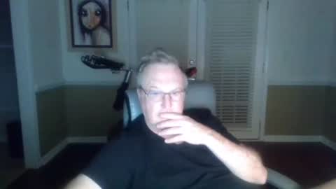 Snapshot of han63 chatting on November 8, 2025, 9:20 am Han online show from November 8, 2025, 9:20 am