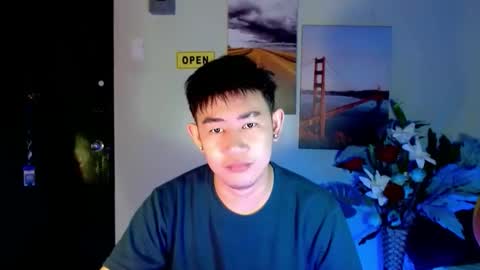 Dem online show from October 9, 2025, 9:02 pm