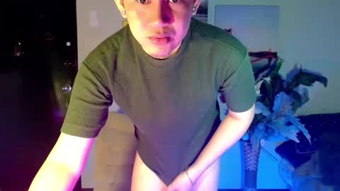 Dem online show from October 17, 2025, 9:28 pm