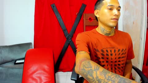 Hana and Zeta online show from February 3, 2025, 12:25 pm