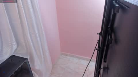 Snapshot of hanaahquinn chatting on March 8, 2025, 11:58 am hanaahquinn online show from March 8, 2025, 11:58 am