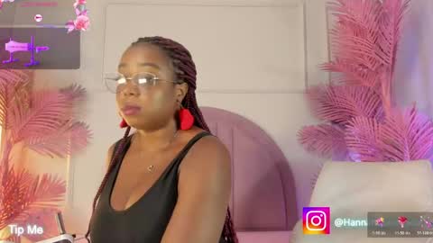 hanaahquinn online show from April 14, 2026, 11:38 am