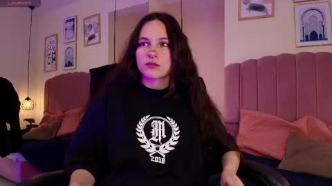 Snapshot of hanabie_ chatting on January 15, 2026, 3:11 am hanabie_ online show from January 15, 2026, 3:11 am