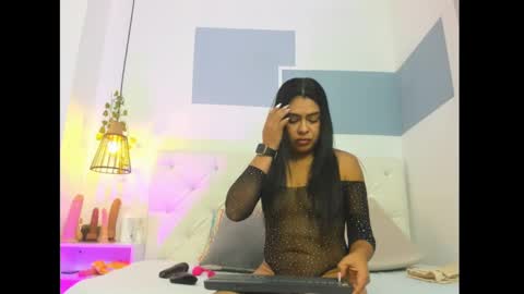 Snapshot of hanah_gray chatting on February 11, 2025, 11:21 am hanah_gray online show from February 11, 2025, 11:21 am