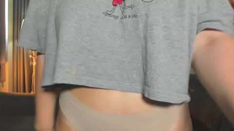 hanahwoods online show from February 26, 2025, 2:15 am