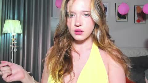 hanahwoods online show from March 1, 2025, 7:04 pm