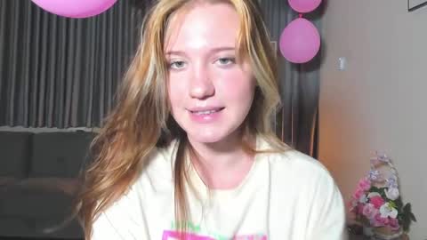 hanahwoods online show from March 6, 2025, 10:47 pm