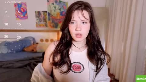 hanahwoods online show from January 9, 2026, 4:26 am