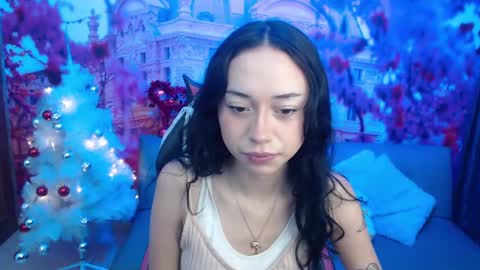 Hanaku  online show from December 7, 2024, 1:18 pm