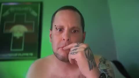 hand_banana_420 online show from September 13, 2025, 10:31 pm