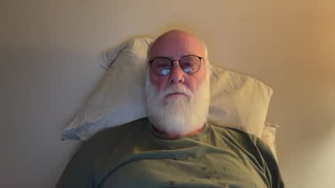 handful57345 online show from April 4, 2026, 3:16 am