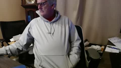 Snapshot of handsome_guy4u chatting on April 20, 2026, 4:04 am handsome_guy4u online show from April 20, 2026, 4:04 am