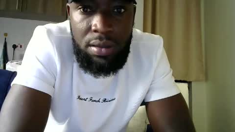 Snapshot of handsome_king30 chatting on December 10, 2024, 2:39 pm handsome king online show from December 10, 2024, 2:39 pm