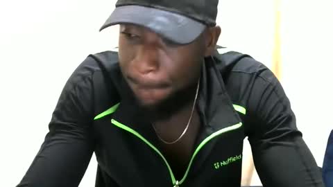 Snapshot of handsome_king30 chatting on February 26, 2025, 10:09 pm handsome king online show from February 26, 2025, 10:09 pm