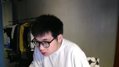 Snapshot of handsome_mannn chatting on February 11, 2025, 8:52 pm handsome_mannn online show from February 11, 2025, 8:52 pm