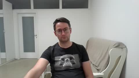 Sasha online show from November 29, 2025, 4:32 pm