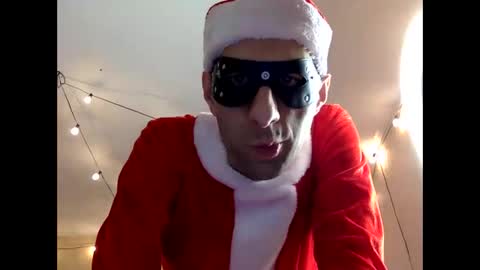 Snapshot of handsomealfie chatting on December 22, 2024, 10:47 pm HandsomeAlfie online show from December 22, 2024, 10:47 pm