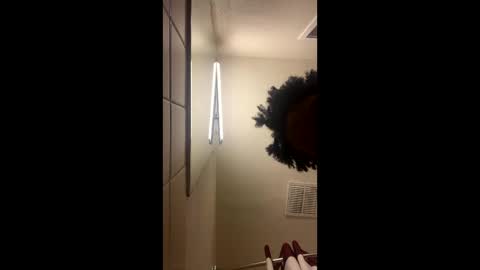 Snapshot of handsomeda1 chatting on January 1, 2025, 10:11 am handsomeda1 online show from January 1, 2025, 10:11 am