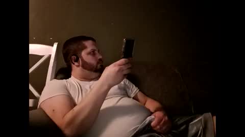 Handsomedaddy198923 online show from March 22, 2026, 6:28 am