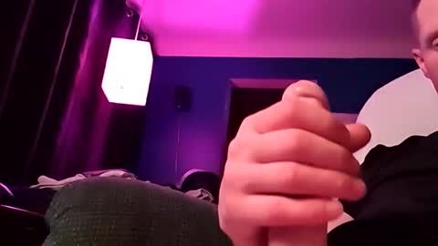 Snapshot of handsomerob42 chatting on October 5, 2025, 10:24 am handsomerob42 online show from October 5, 2025, 10:24 am