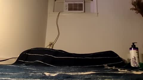 Handydick7373 online show from May 27, 2026, 1:57 am