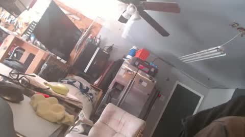 Handystudman online show from December 11, 2024, 9:34 pm