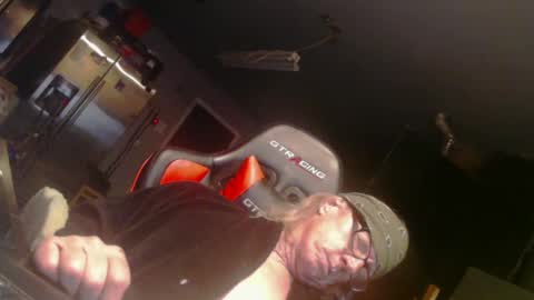 Handystudman online show from December 16, 2024, 11:22 am