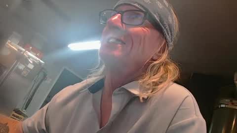 handystud33 online show from June 18, 2026, 6:46 am