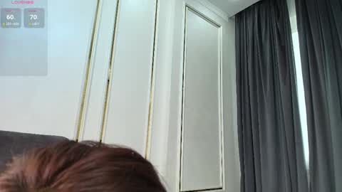 hang_ho online show from June 5, 2026, 3:35 am