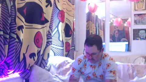 Snapshot of hankrams chatting on June 28, 2026, 3:29 pm hank rams online show from June 28, 2026, 3:29 pm
