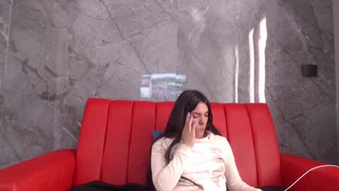 Hanna online show from October 4, 2025, 7:01 pm