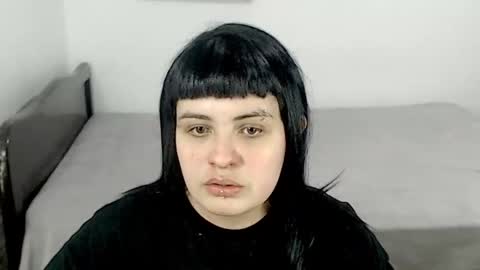 JUANA online show from October 10, 2025, 5:06 am