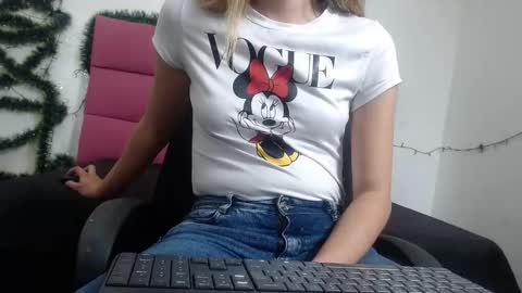 Snapshot of hanna__palmer1 chatting on January 6, 2025, 1:08 pm Hanna Palmer online show from January 6, 2025, 1:08 pm