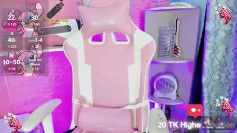  hanna  online show from December 18, 2025, 2:28 am