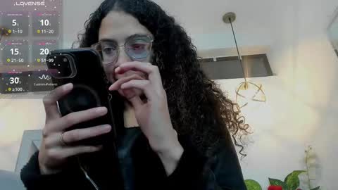 HANNA online show from November 30, 2025, 1:15 pm