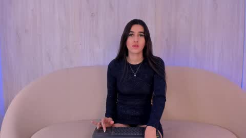 Hanna Foxi online show from May 24, 2026, 12:21 pm