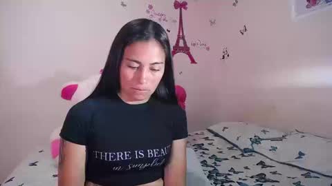 Snapshot of hanna_girl21 chatting on February 25, 2026, 8:51 pm HANNA online show from February 25, 2026, 8:51 pm