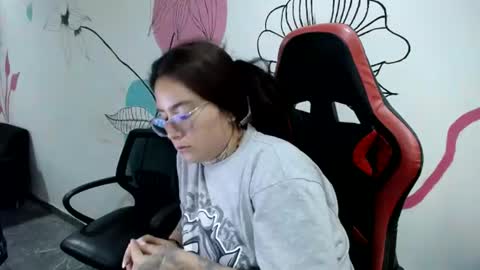 Snapshot of hanna_hot77 chatting on July 15, 2026, 9:53 pm mara online show from July 15, 2026, 9:53 pm
