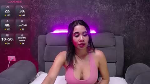 Isabella online show from December 27, 2024, 8:07 pm