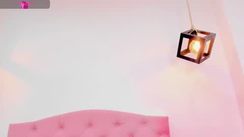 Snapshot of hanna_keller1 chatting on February 26, 2025, 10:04 am Welcome Guys Im hannaHoney online show from February 26, 2025, 10:04 am