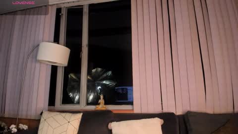 Snapshot of hanna_klover chatting on March 3, 2026, 4:18 am Hanna Klover online show from March 3, 2026, 4:18 am