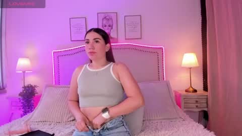 Hanna Klover online show from June 17, 2026, 12:18 pm
