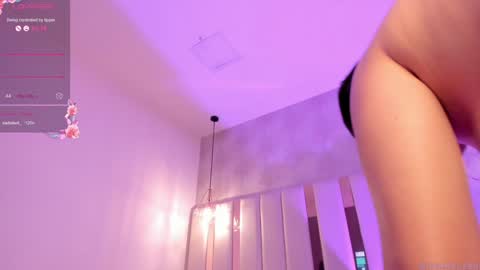 Snapshot of hanna_lee02 chatting on January 11, 2025, 3:20 pm Hanna Lee online show from January 11, 2025, 3:20 pm