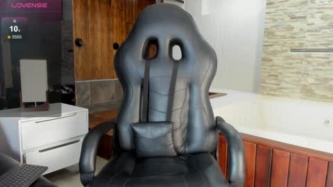 Snapshot of hanna_lens chatting on January 9, 2025, 2:18 pm Hanna lens online show from January 9, 2025, 2:18 pm