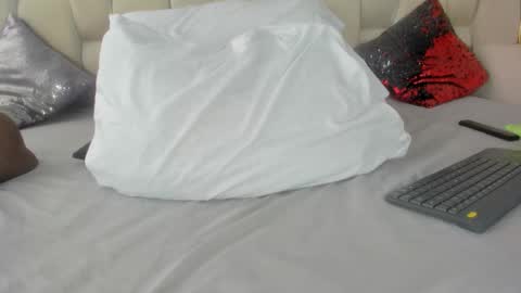 Hanna lens online show from January 7, 2026, 6:32 pm